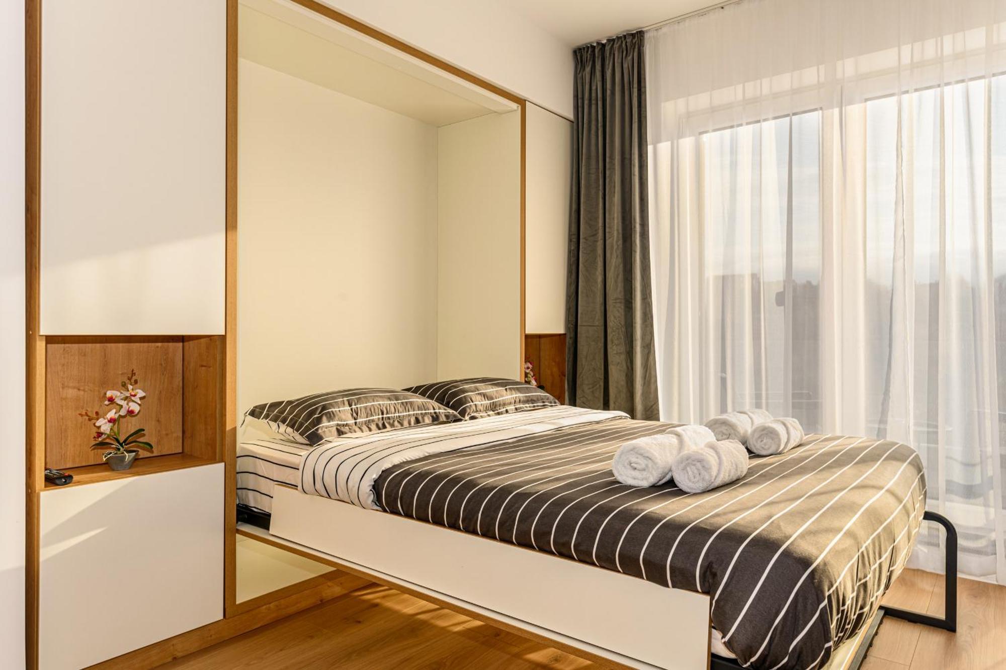 Luxury Landing Apartments Complex Qualis Braşov Extérieur photo