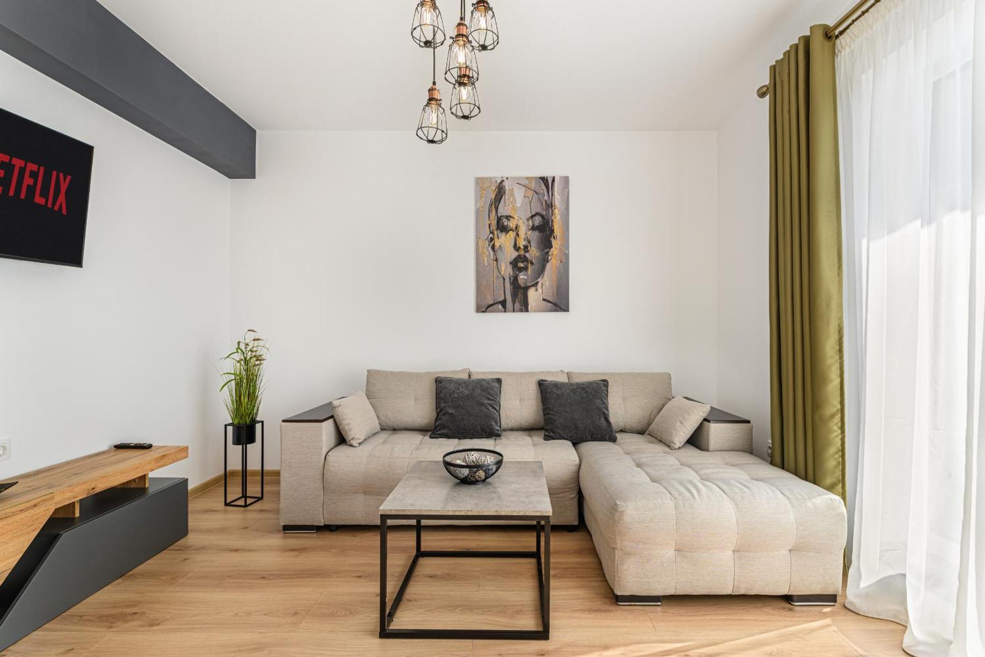 Luxury Landing Apartments Complex Qualis Braşov Extérieur photo